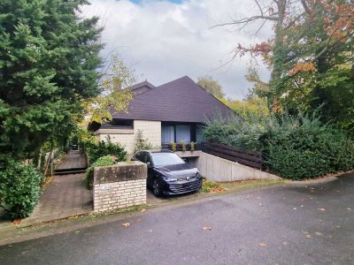 Architektonisches Unikat im Grünen – Großzügiges Einfamilienhaus mit Einliegerwohnung in Ahlen