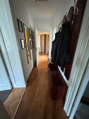 Lichterfelde: Charmante, bezugsfreie 3-Zimmer- Wohnung