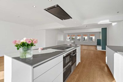 Penthouse über den Dächern Düsseldorfs, wo Luxus und Ruhe sich vereinen