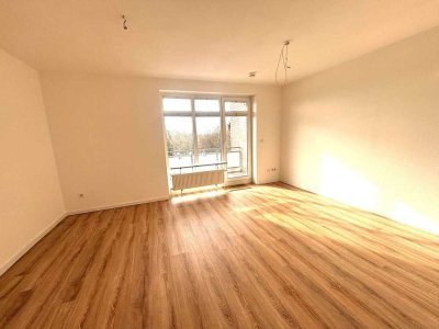 Wohnen im Haus am See - charmante, helle 1-Zimmer-Wohnung mit Sonnenbalkon - ENERGIEKLASSE B