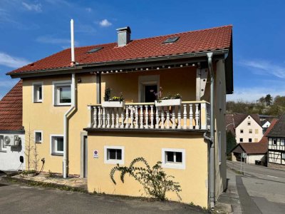 Charmantes Einfamilienhaus mit Stil – modernisiert, bezugsbereit & mit viel Platz!