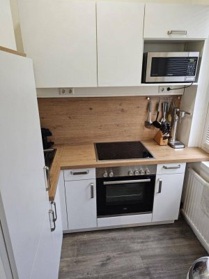 Cottageviertel: Helle, ruhig gelegene Wohnung mit Gartennutzung