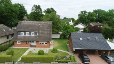 ***ROSENGARTEN-NENNDORF***EINFAMILIENHAUS MIT DOPPELGARAGE UND SEPARATER WOHNUNG ZU VERKAUFEN***