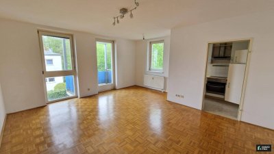 2-Zimmer-Wohnung mit TG-Platz und Balkon in unmittelbarer LKH-Nähe!