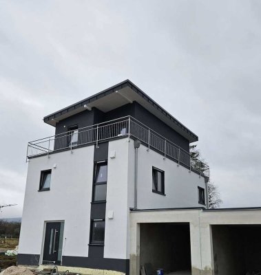 Neubau erstbezug Einzelhaus mit Solar mit Regenwasserspeicher Effizent