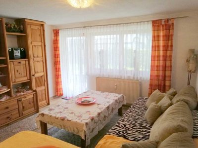 Sehr freundliche 3 Zimmer Wohnung mit Terrasse, Garten und Stellplatz!  Sofort verfügbar.