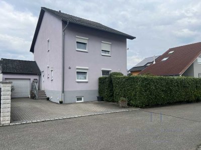 modernes Einfamilienhaus in Ruhiger Lage