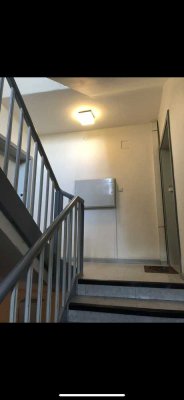 Renovierungsbedürftige Wohnung für einen fairen Preis. Ideal für Selbstnutzer oder Profis
