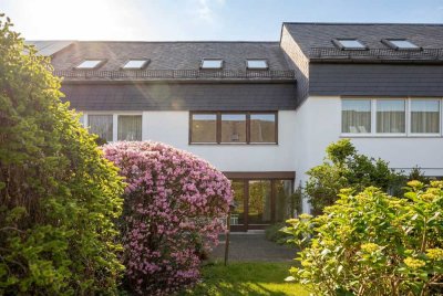 Von Privat: Sonniges Reihenmittelhaus mit 5 Zimmern in München-Solln in begehrter Lage