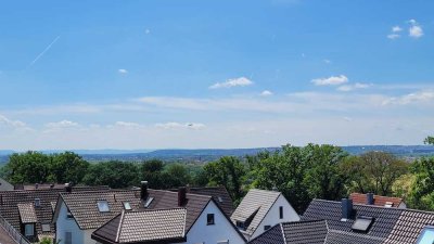 2 Zi.-DG-Wohnung mit Panorama-Aussicht in Ostfildern-Kemnat