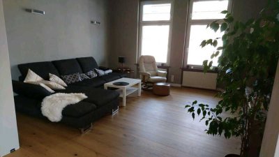 Charmante 3-Zimmer Altbauwohnung mit Stil und Komfort