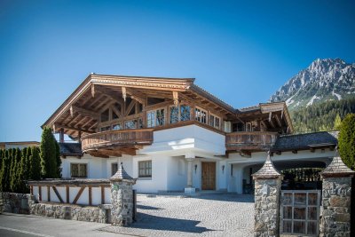 Traditionelles Chalet in sonniger Lage