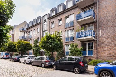 Frisch renovierte Eigentumswohnung mit zusätzlicher ca. 20 m² großen Ausbaureserve