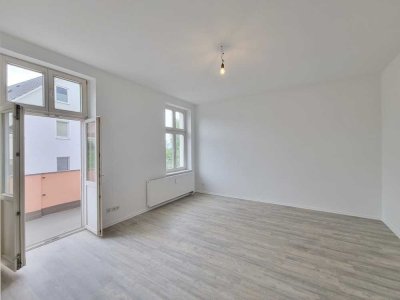 *Frischrenovierte Wohnung mit Balkon* (mit 360°Rundgang)