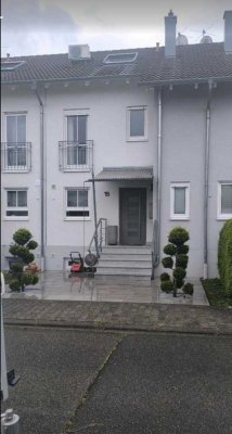 Attraktives 4-Zimmer-Reihenhaus mit gehobener Innenausstattung in Rastatt