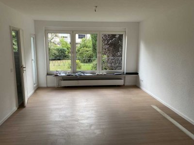 Geschmackvolle 1-Zimmer-Erdgeschosswohnung mit Balkon in Düsseldorf