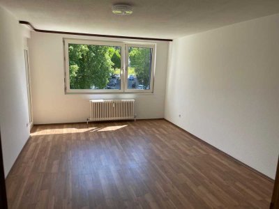 Helle 3,5-Zimmer-Wohnung mit Balkon in Böblingen