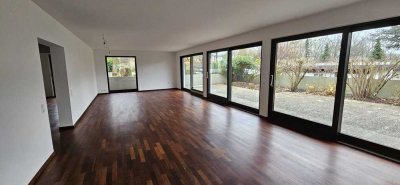 Grosszügige 6-Raum - EG Terrassenwohnung/ Gewerberäume
