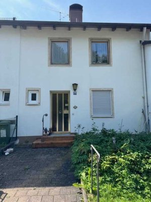 Jetzt den Traum vom Eigenheim erfüllen! Familienhaus zum fairen Preis