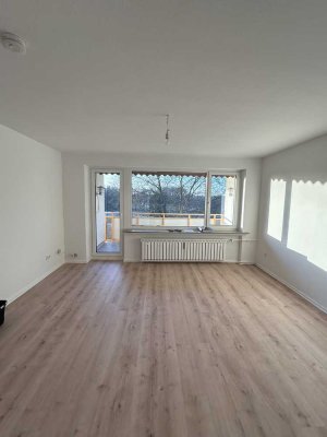 Helle 3 Zimmer Wohnung mit Blick ins Grüne in Wolfsburg-Detmerode
