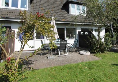 Strandnah, ruhig und gemütlich: Gepflegte Zweizimmer-Ferienwohnung
