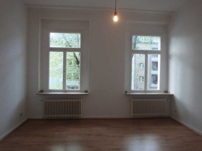 Schöne Altbauwohnung 68 qm  3-Zimmer-Wohnung in Düsseldorf Zoovierte