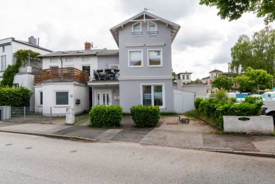 Haus in bester Wohnlage mit zwei vermieteten Wohneinheiten auf Eigenland