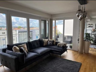 Wohnen mit Charakter: Exklusives möbliertes Penthouse in der Fürther Südstadt