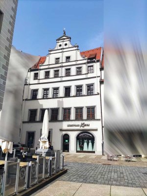 Wohn- und Geschäftshaus der Renaissance mit sehr guter Geschäftslage in Fußgängerzone und Marktplatz