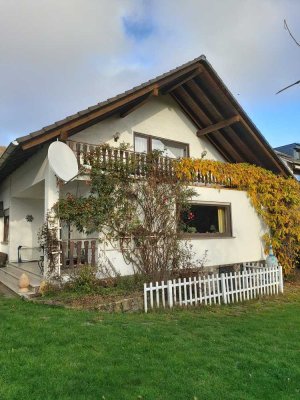 Familienhaus für drei Generationen in liebvollem Zustand - Privatverkaufen.
