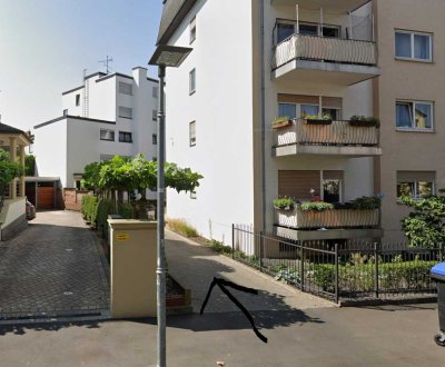 3-Zimmer Wohnung, renoviert, nähe Kurpark, Hinterhaus