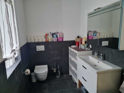 Schöne 5-Zimmer-Doppelhaushälfte in Gräfenhausen Weiterstadt