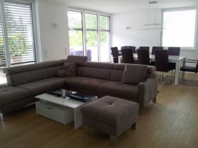 Moderne 4,5-Zimmer-Wohnung mit EBK, Dachterrasse, Tiefgarage, Kellerräume in Untermenzing