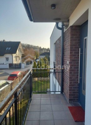 Wohntraum in Grünruhelage: 3 Zimmer mit Balkon und Parkplatz &amp; Top-Energieeffizienz (PV + Wärmepumpe) ☀️