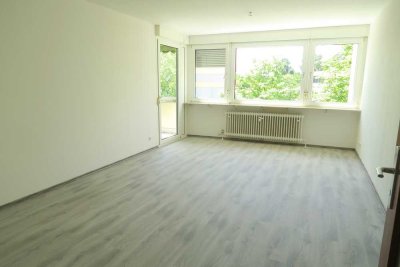Ruhige 3 Zi.-Wohnung mit sonniger Südwest-Loggia