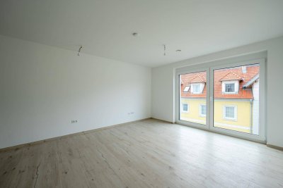 ++ Barrierefreie, helle 2-Zimmer Wohnung inkl. 2 Garagenplätzen! ++
