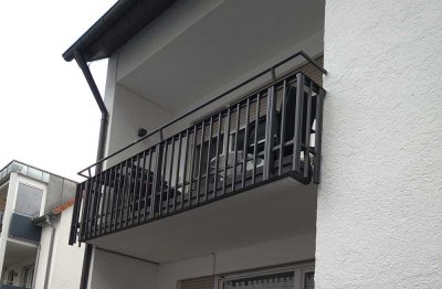 Zentral in Fellbach: Sehr helle 5-Raum-Wohnung mit Balkon