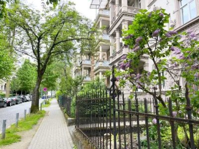 Saniertes Einzeldenkmal im Dichterviertel mit Aufzug