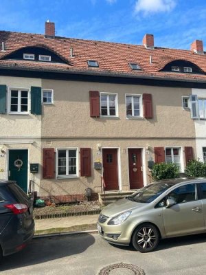 Provisionsfrei* Wir haben mehrere Reihenhäuser in der Waldsiedlung Hakenfelde, modernisiert, einzieh