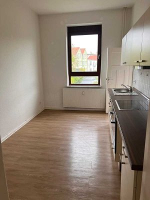 Helle 2-Zimmer-Wohnung mit Balkon