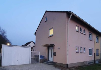 Charmante Doppelhaushälfte mit Garage in Neuwied