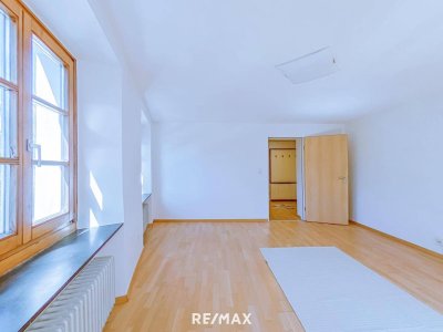 Hervorragende 2-Zimmer-Wohnung in historischem Haus im Zentrum von Hall!