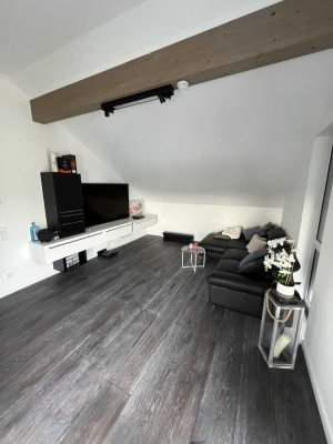 Exklusive 4-Zimmer-Penthouse-Wohnung mit luxuriöser Innenausstattung in Biebesheim am Rhein