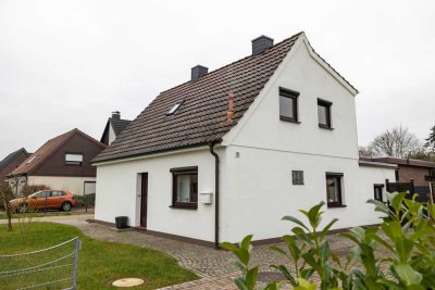 *** HASPORT - SANIERTES EINFAMILIENHAUS in PRAKTISCHER LAGE mit einem PRAKTISCHEN GARTEN ***