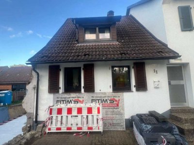 Historisches Einfamilienhaus mit Potenzial – ideal für kreative Sanierer in Karlsruhe