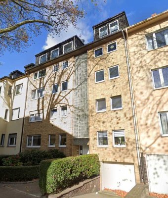 2.5 Zimmer mit Balkon und Einbauküche in toller Lage