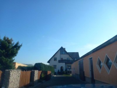 Gepflegtes Mehrgenerationenhaus in ruhiger Lage