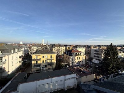 Mit Blick über die Dächer von Löbtau!  3-Zimmer-Wohnung mit Charme!
