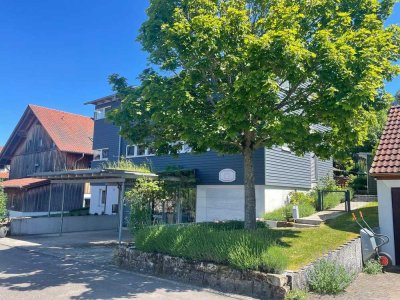 Geräumiges 8-Raum-Einfamilienhaus mit gehobener Innenausstattung in Rottenburg am Neckar