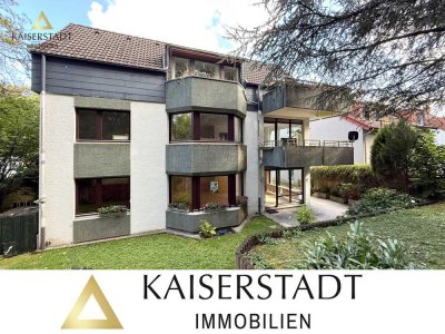 Gartenwohnung mit ca. 500 m² eigenem Garten und Garage in Bestlage